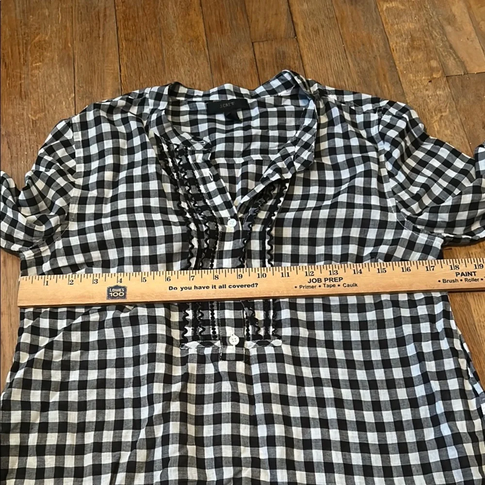 J. Crew Black and White‎ Checkered Blouse with ruffles tunic 100% cotton size 6